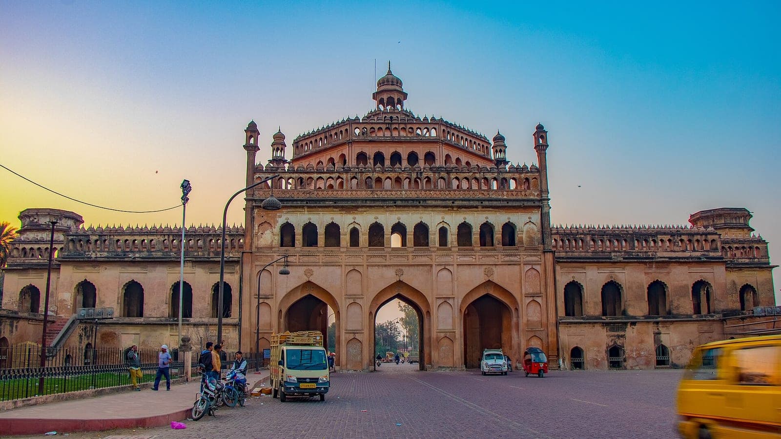 Packers and movers in Lucknow, Uttar Pradesh
